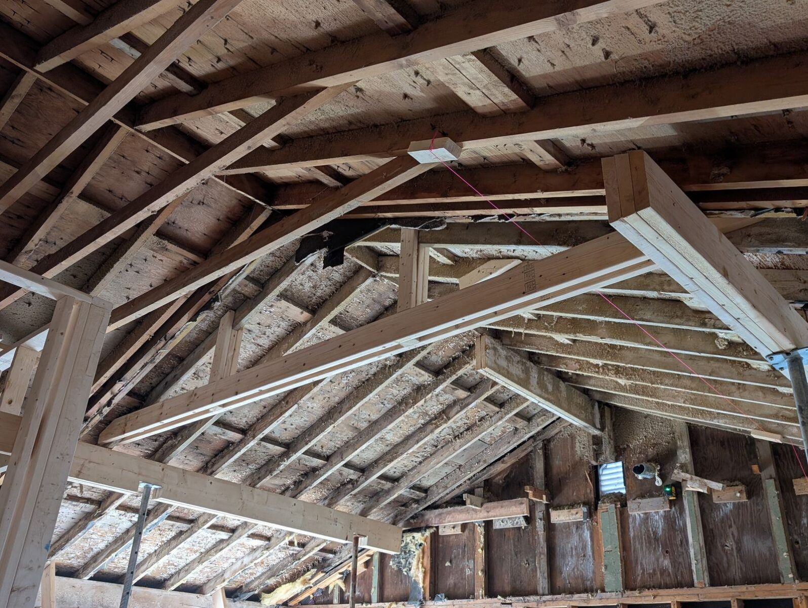 Vaulted ceiling framing